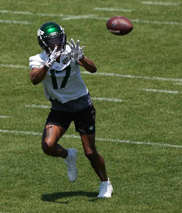 WR Garrett Wilson during a drill at OTAs